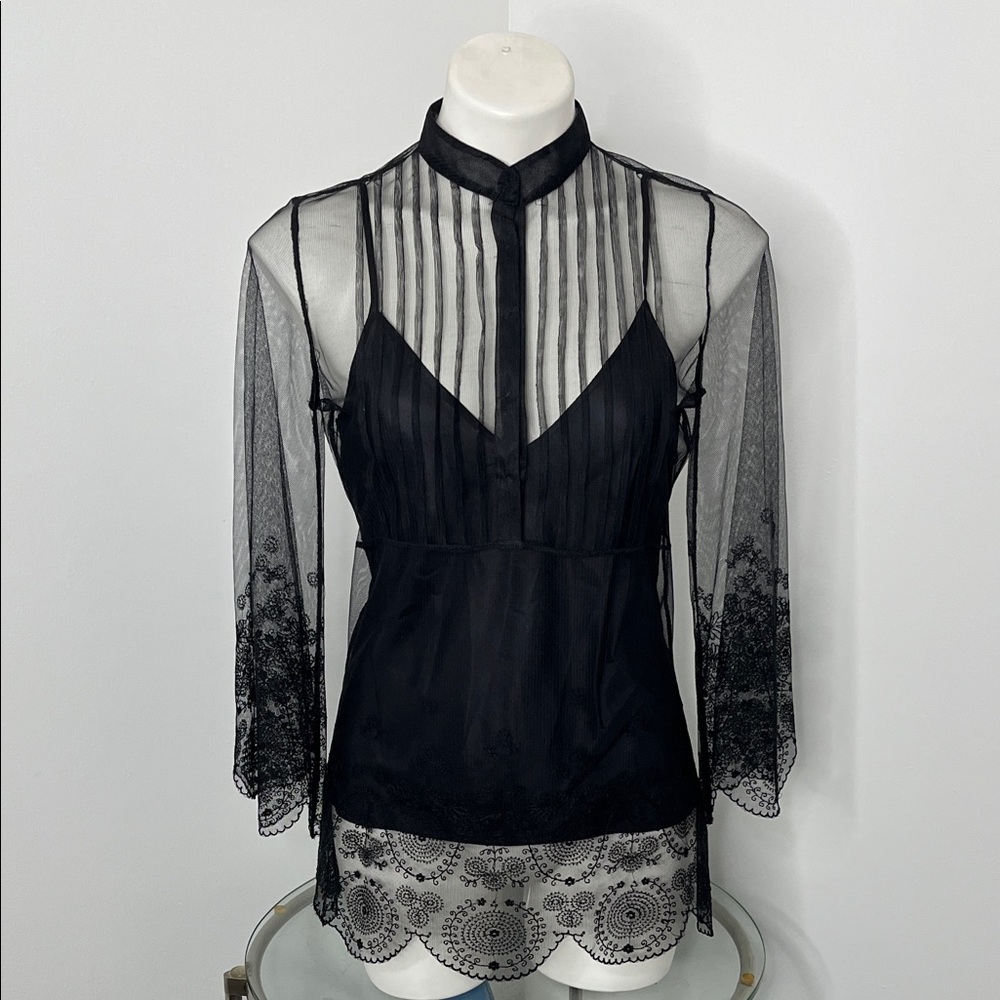 MAX STUDIO‎ Black Sheer embroidered scalloped lace hem top w/ Cami underlay Sz S